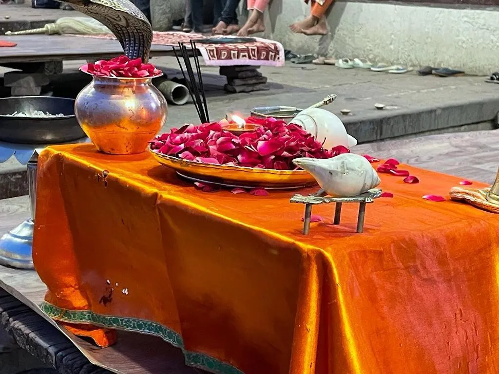 Hôtel Ora Boats-2 Hour Boat Tour With Ganga Aarti View à Bénarès